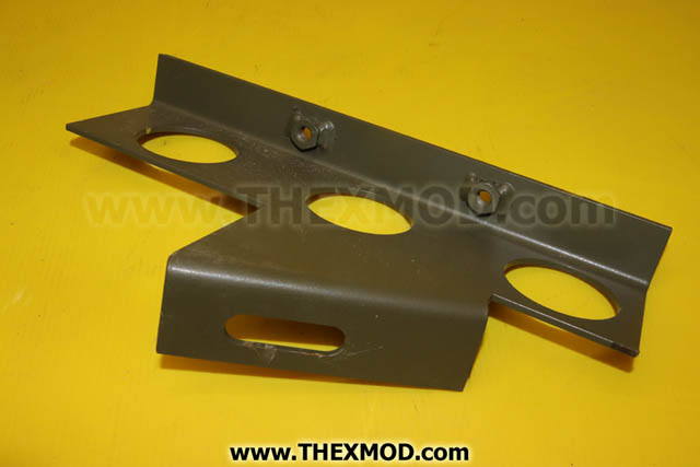 Conduit bracket - 00A0488B-1