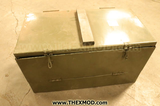 Box stowage - MEXE32809-1