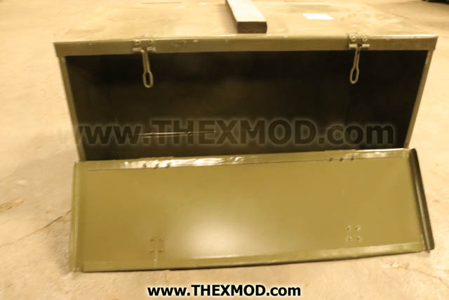 Box stowage - MEXE32809-2