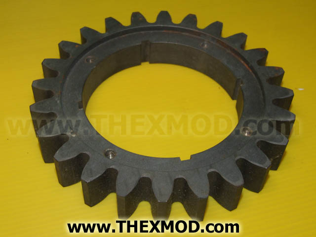 Gear Spur - FV717582-2