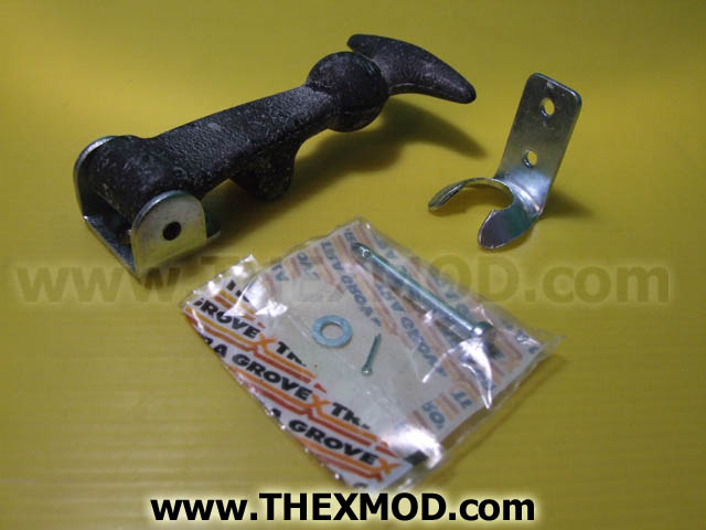 Bonnet Catch - 8960074-1