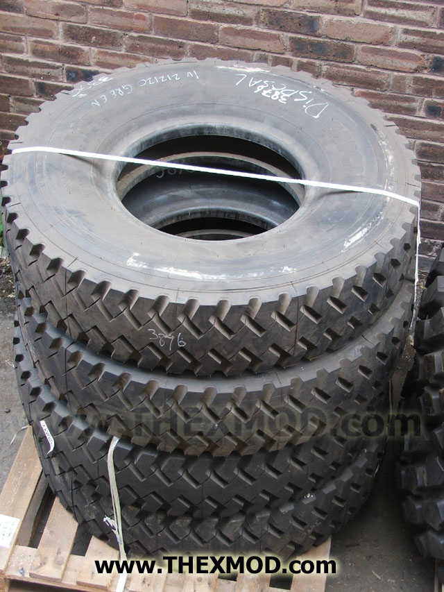Tyre - Michelin 1200 R20 -1