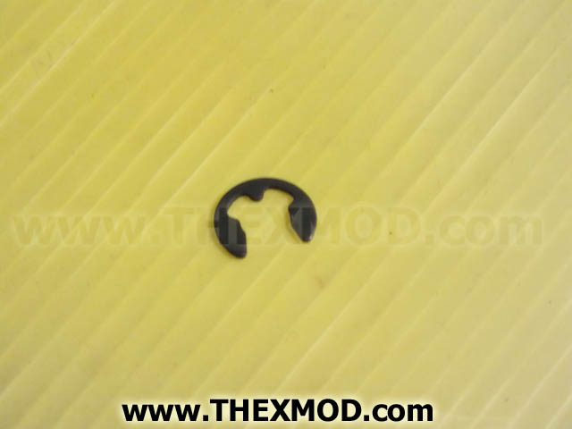 Retaining Ring - ACU2895 - 133-060 - Y107 161 02 - 906085-1