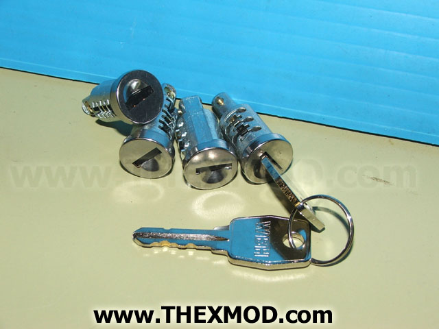 Lock Set - 4 Locks - 2 Keys - MTC6505-1