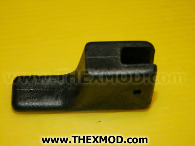 Handle Hood Retention Plastic 64mm LG - MTC4581-2