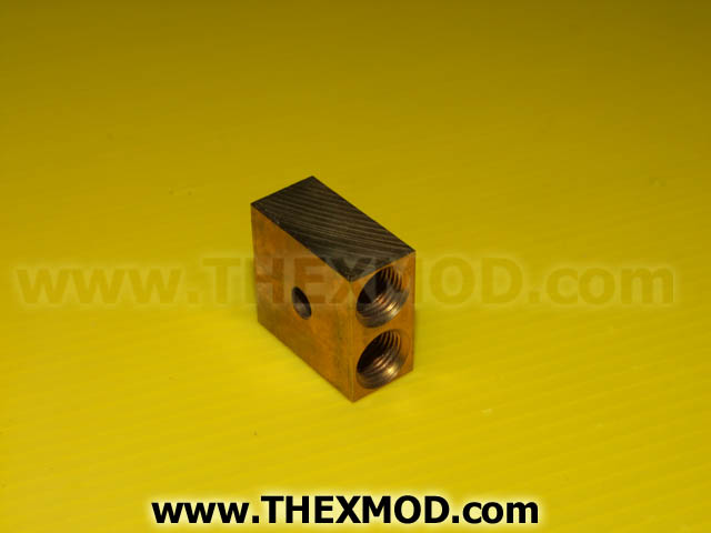 Connector MultipleFluid Pressure Line - 91033682-2