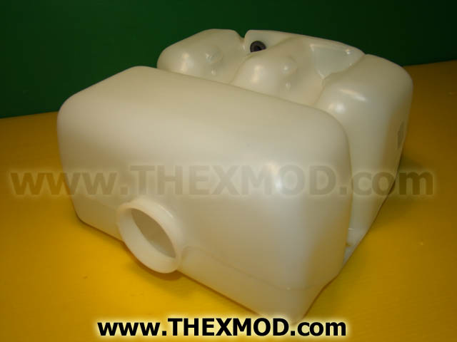 Windshield Washer - Reservoir - 4 Litre - PRC5744-2