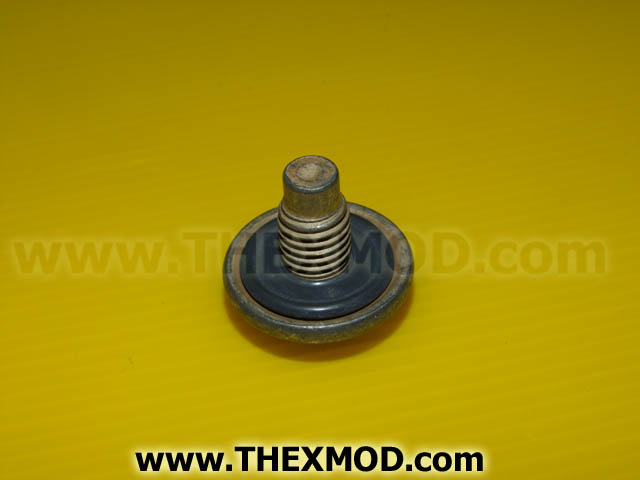 Plug - 24213991-2
