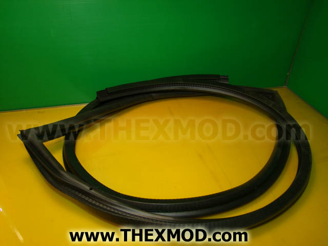 Seal - Door - Front - RH - CFE102981-1