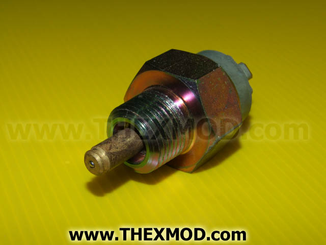 Switch - Thermostatic - 24V - 653702-1