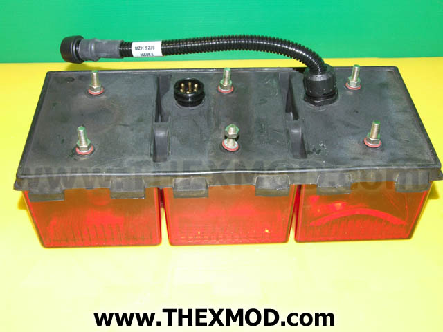 Light - Cluster - Stop Tail - MZH9239-2