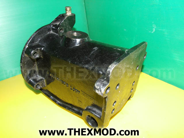 Bracket - Towing - 716.131.133.8-2