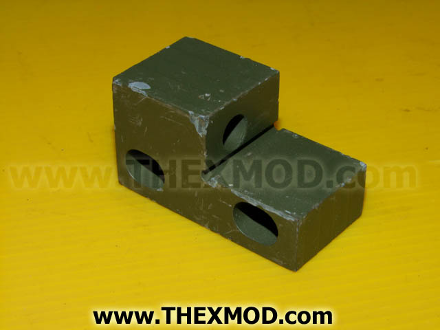 Hinge Block Centre - DH980430100 AS065335-2