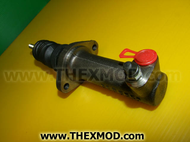 Cylinder Slave - Y05785812 / PJH118 / 64066041-2