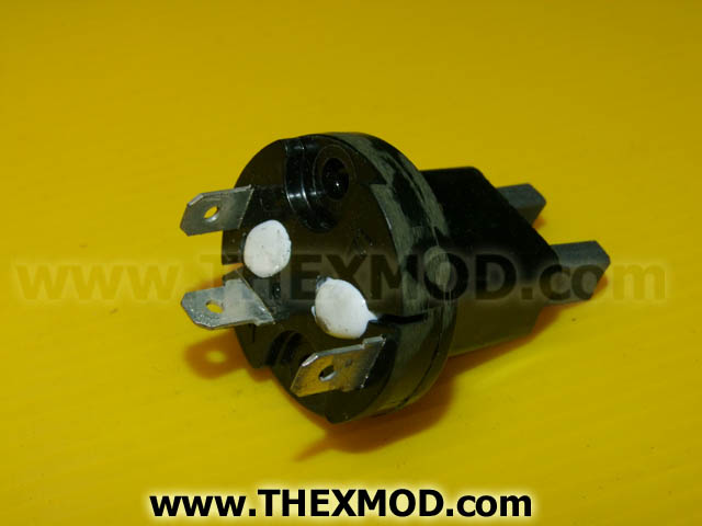 Brush and Holder - CAV 620-477 / ABU7204 / 81089-2